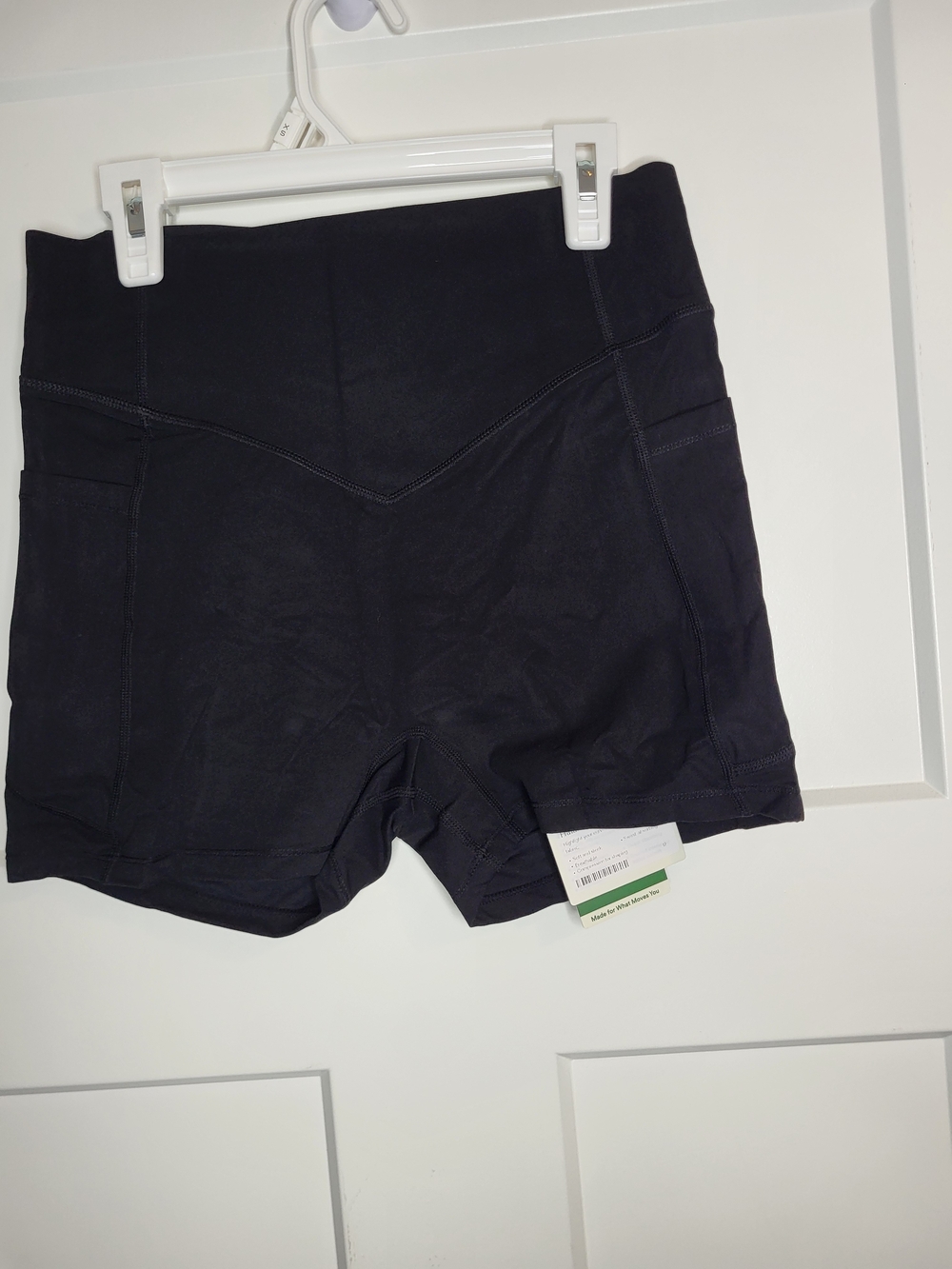 HALARA Black High-Rise Bike Shorts with Side Pockets